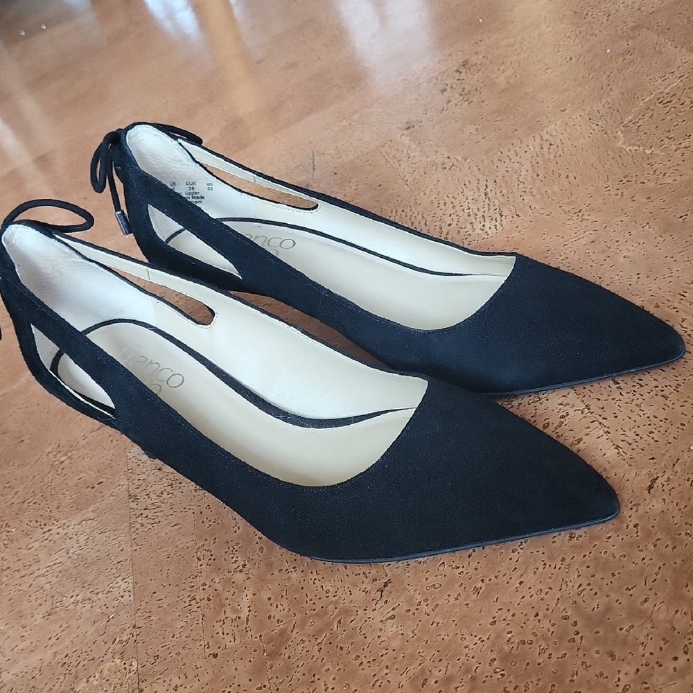 Franco Sarto Black Suede Heeled Shoes Elegant Design